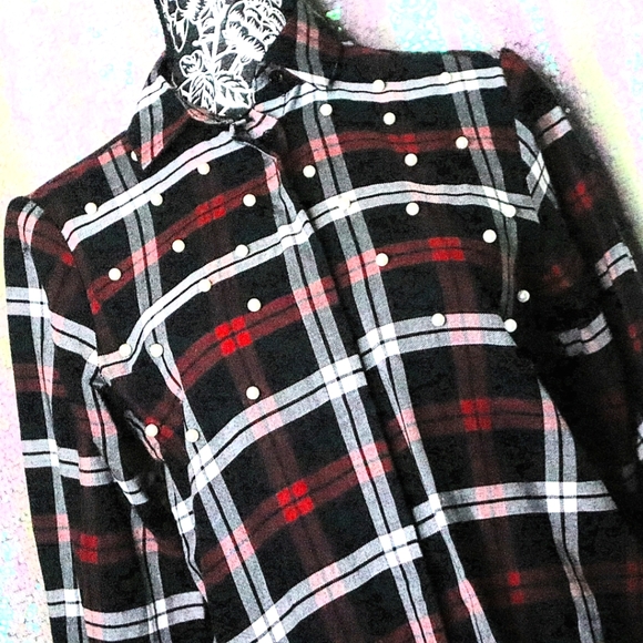 Zara Tops - PEARL PLAID BUTTONDOWN XS Zara Fall Black Red Office Work Top Casual Dressy